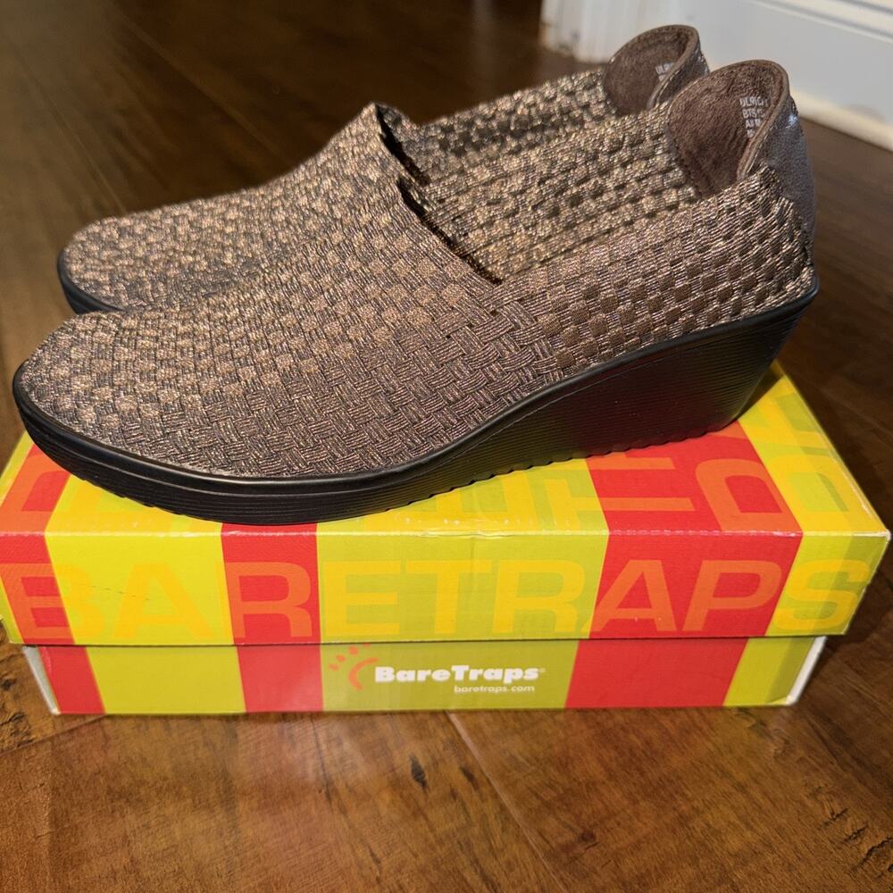 Women's BareTraps Ulricka Bronze Woven Stretch Wedge Heel Slip On - Size 10M